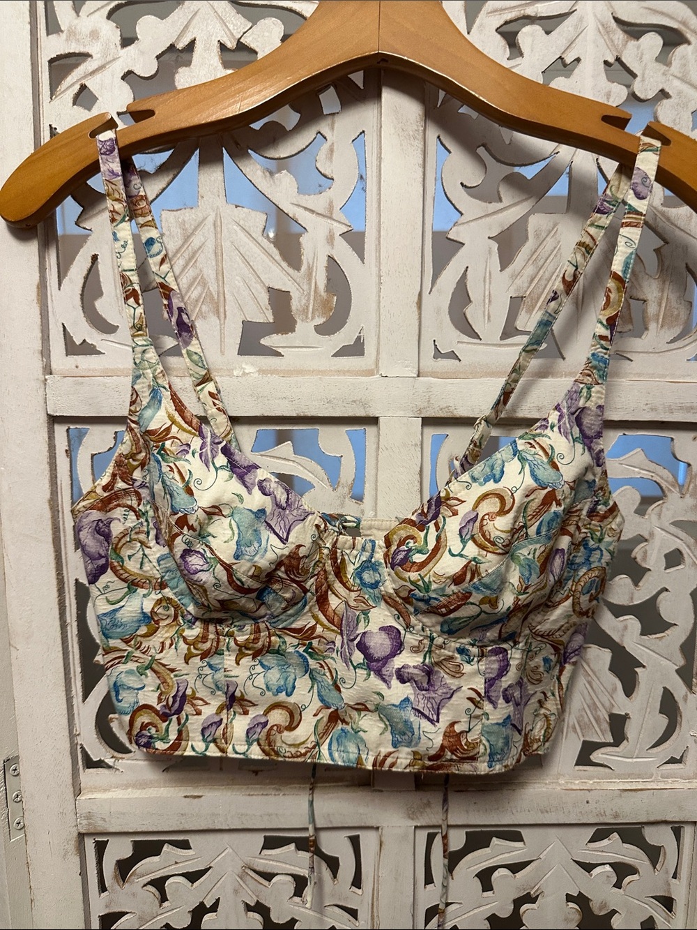 Floral Scroll Print Crop Top in Cream and Multi